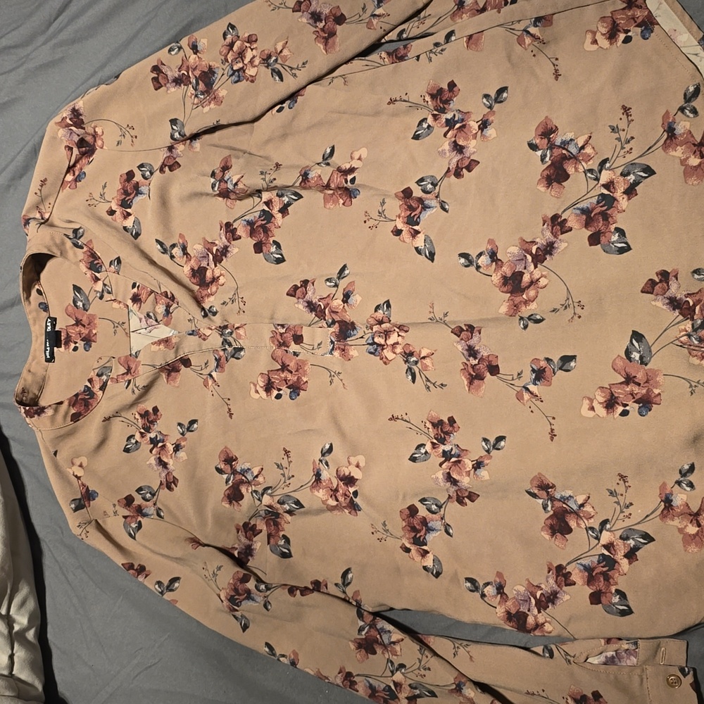 Long Sleeve Casual Blouse Size M EUC